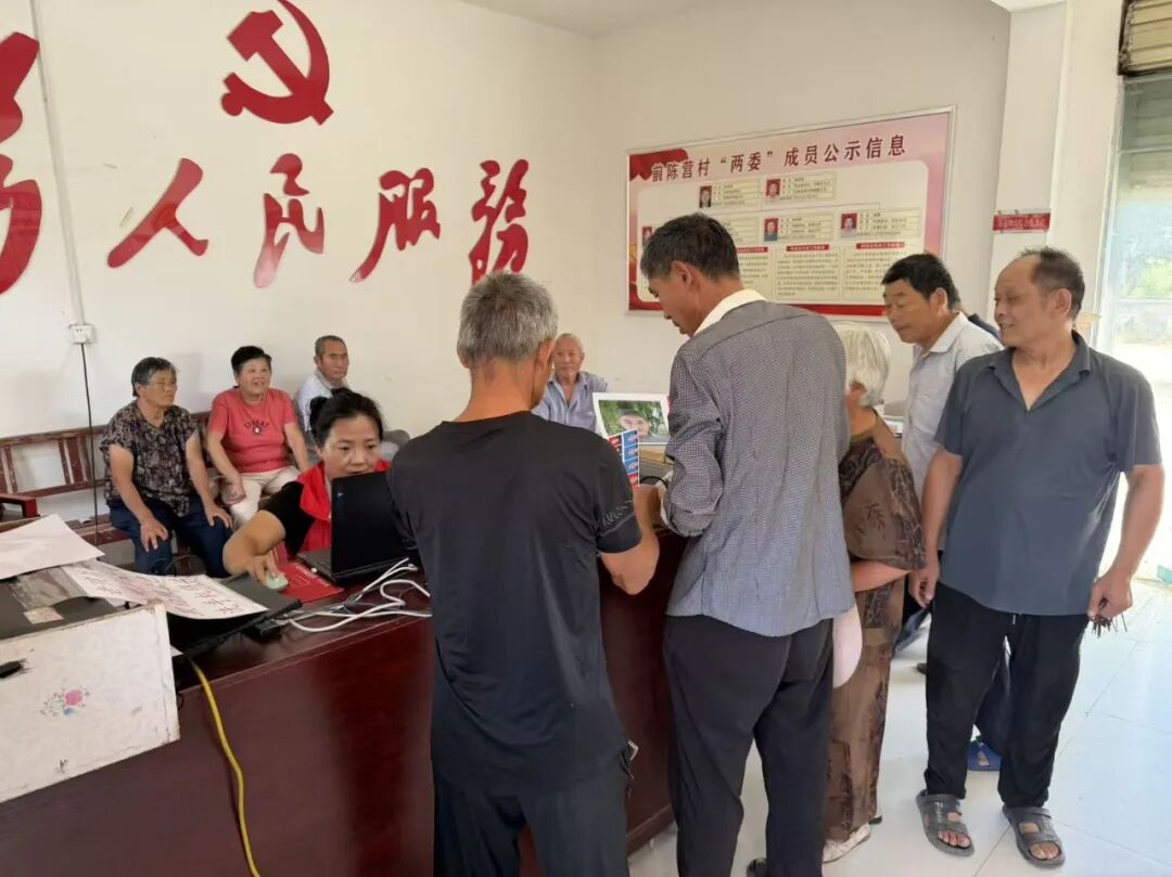 宛城区茶庵街道：光影定格传温情 文明志愿树新风
